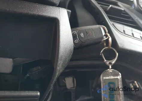 2020 Ford Transit-250 z USA, uszkodzony, nr VIN 1FTBR1C81LKB65621